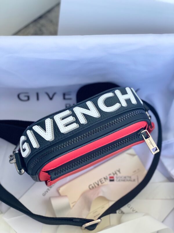 Givenchy Inverted Letter Crossbody/shoulder Bag - Blue/Red 71200 - Image 4