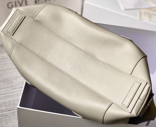 Givenchy G’s Antigona Lock Soft Handbag - Gray 39183 - Image 3