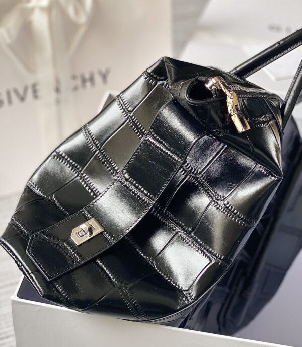 Givenchy G’s Antigona Lock Soft Handbag - Black 73730 - Image 4