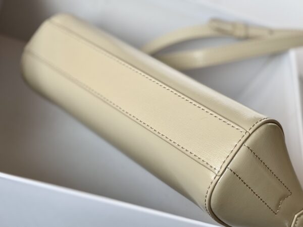 Givenchy XS Antigona Armpit Bag - Off White 30783 - Image 5