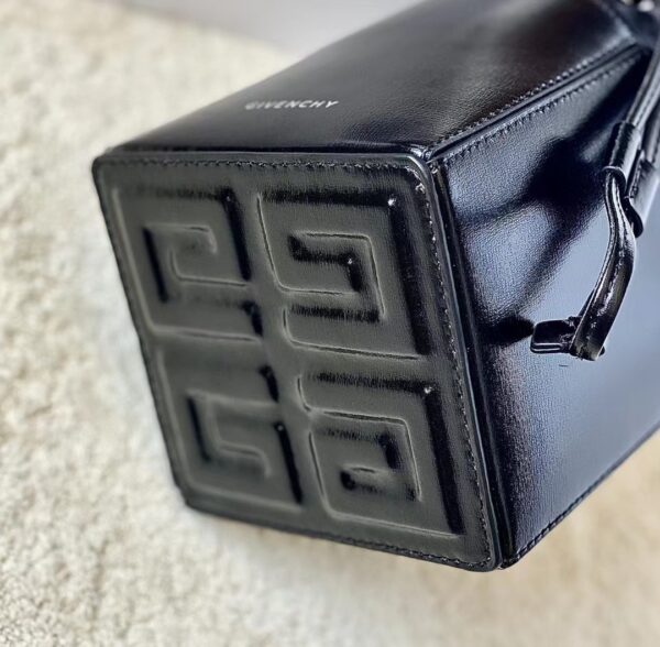 Givenchy Cutout Bucket Bag - Black 33762 - Image 3