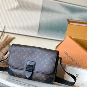 Louis Vuitton Archy Messenger MM Bag 26341