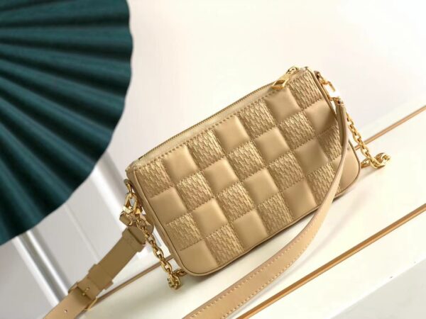 Louis Vuitton Pochette Troca Handbag - Cream 33376 - Image 5