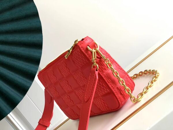 Louis Vuitton Pochette Troca Handbag - Red 86672 - Image 2