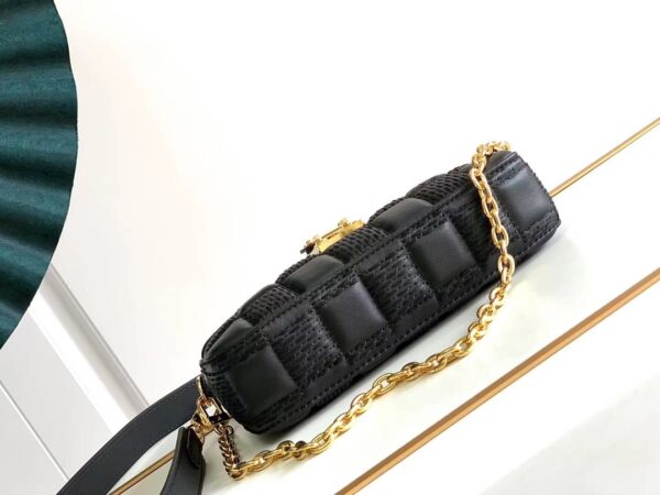 Louis Vuitton Pochette Troca Handbag - Black 69715 - Image 4