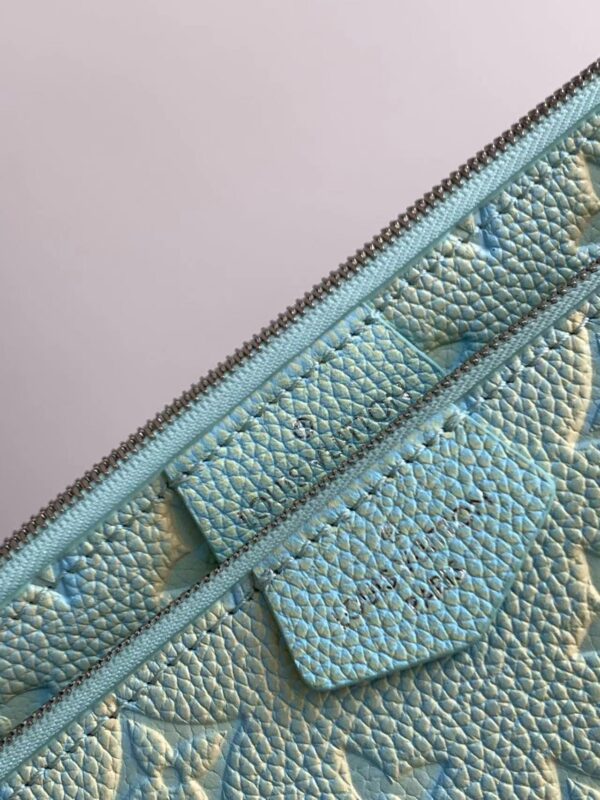 Louis Vuitton Multi Pochette Accessoires Handbag - Blue 92630 - Image 5