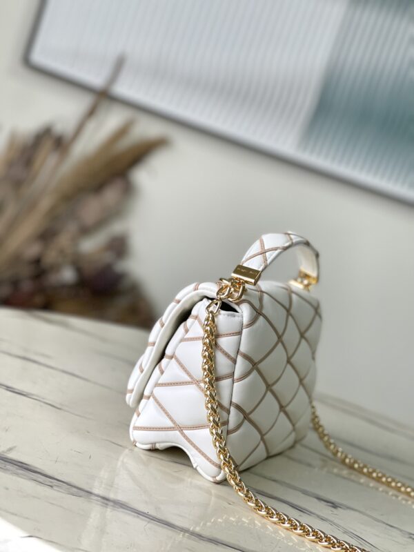 Louis Vuitton Medium-sized G0-14 Handbag - White 51136 - Image 3