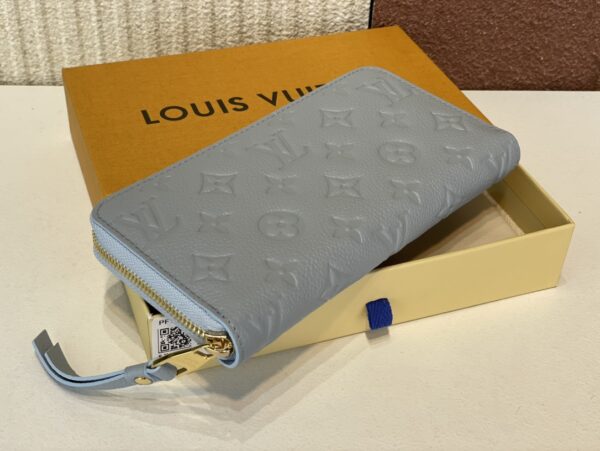 Louis Vuitton Monogram Unplant Leather Zippy Wallet 83833 - Image 2