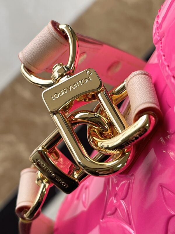 Louis Vuitton Astor Handbag - Rose Red 30849 - Image 5